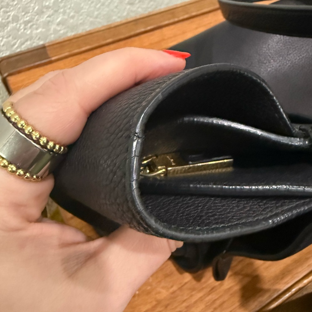 EUC Authentic Salvatore Ferragamo Bitter Flap Tote in Black, size L - Picture 13 of 15